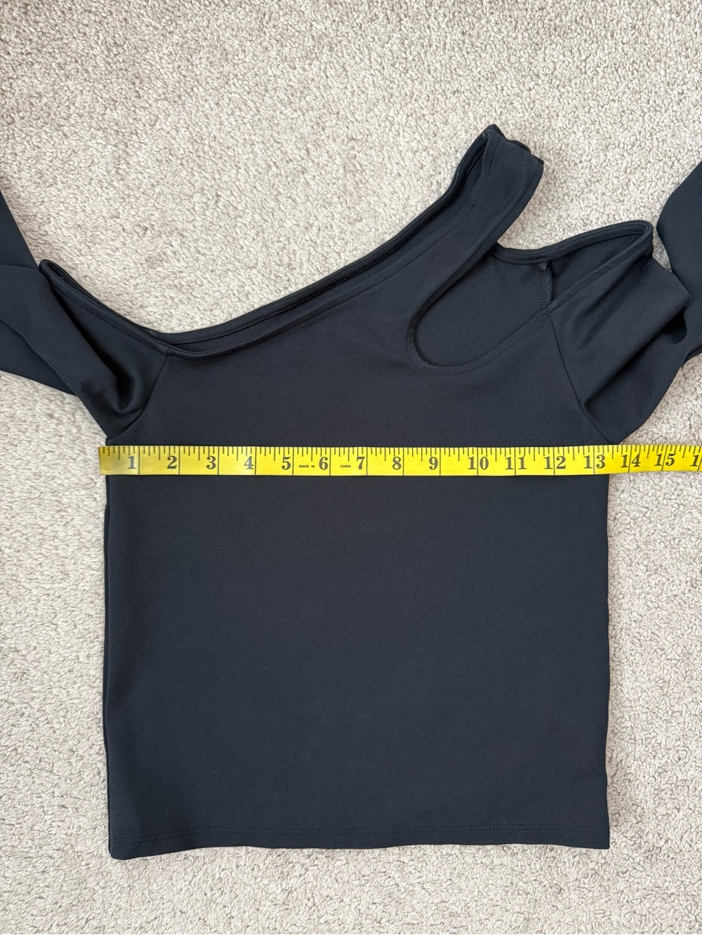 Abercrombie & Fitch Asymmetric Cutout Off The Shoulder Top Black S - Picture 5 of 6
